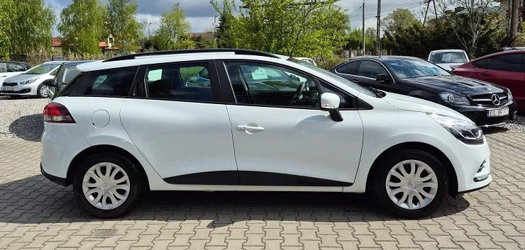 Renault Clio cena 41900 przebieg: 63125, rok produkcji 2019 z Siechnice małe 67